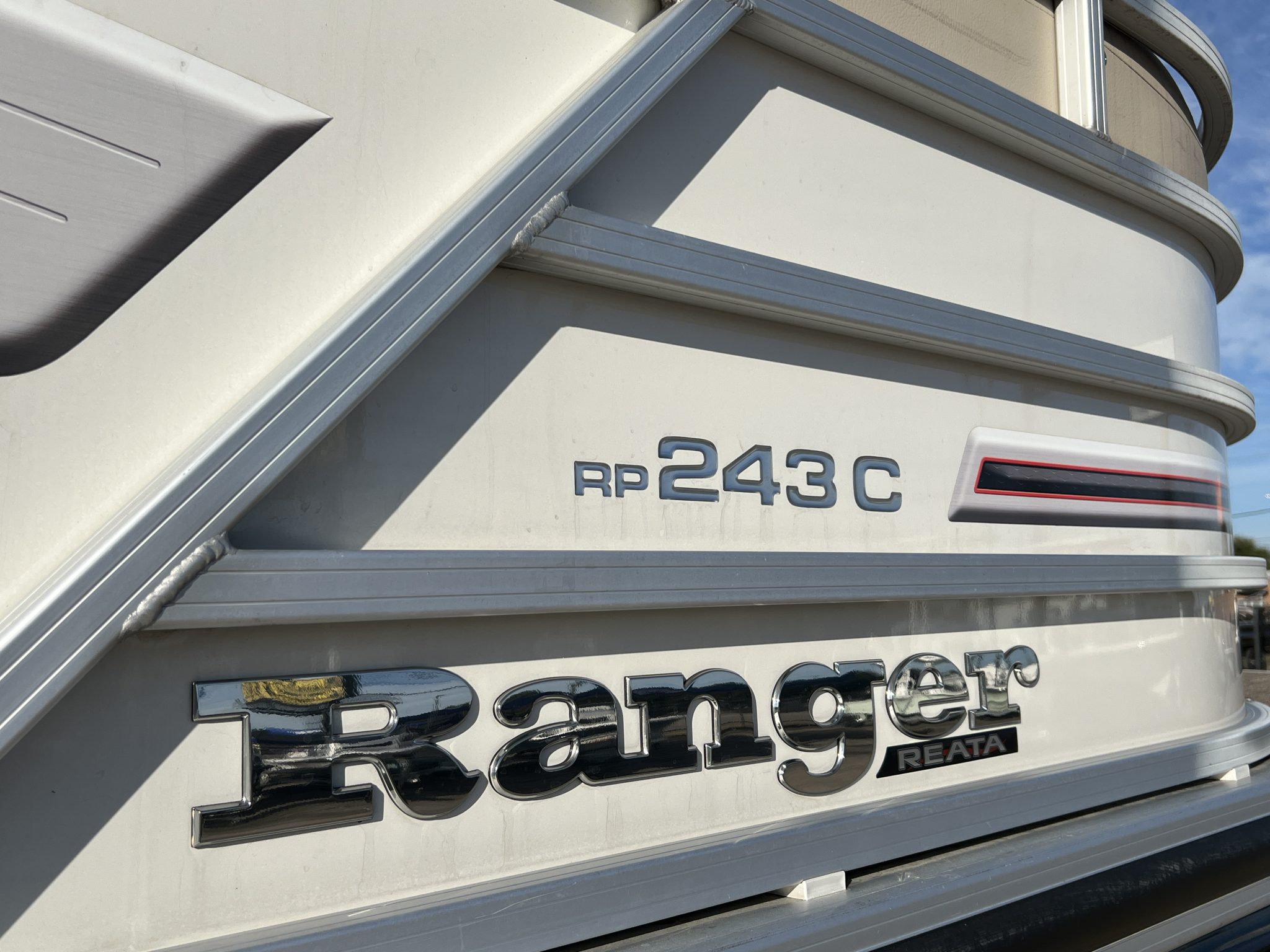 2023 24' RANGER RP243C - Premier Boating Centers $59,995 RGR-199