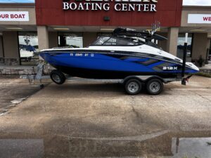 2017 21' YAMAHA 212 X