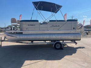 2015 20' GODFREY SWEETWATER 2080