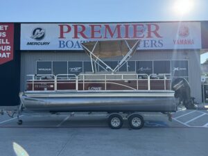 2015 22' LOWE SF214