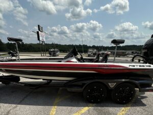 2021 21' SKEETER FXR21 APEX