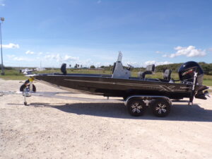 2026 22' XPRESS H22 BAY