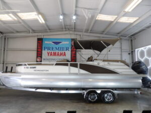 2020 24' BENNINGTON 24 BOWRIDER FASTBACK