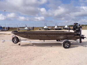 2026 18' XPRESS BAYOU 180