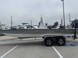 2026 22' XPRESS SW22B