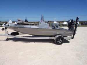 2021 19' XPRESS H190 BAY