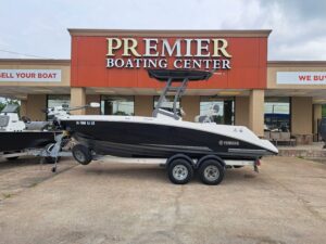 2019 21' YAMAHA 210 FISH