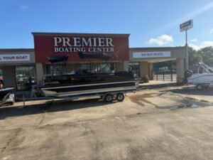 2025 23' AVALON CAT VRB23T