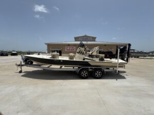 2013 23' SHOALWATER 23 CAT