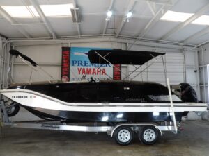 2016 25' BAYLINER XR7